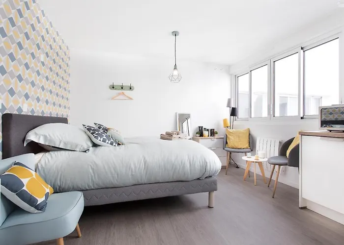 Le Bayard Jaune - Parking & Gare Sncf *